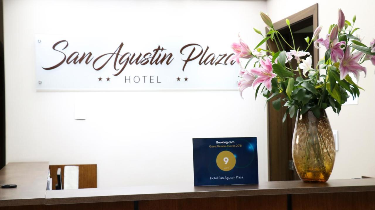 Hotel San Agustin Plaza Латакунга Екстериор снимка
