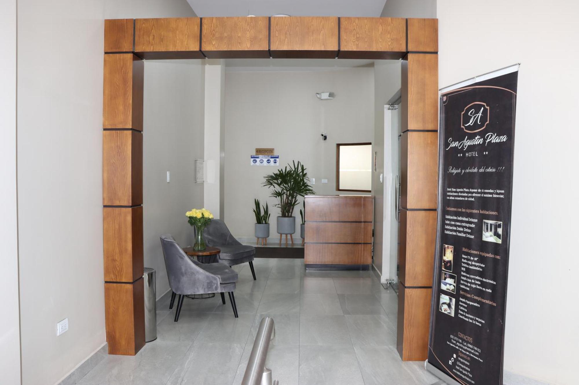 Hotel San Agustin Plaza Латакунга Екстериор снимка