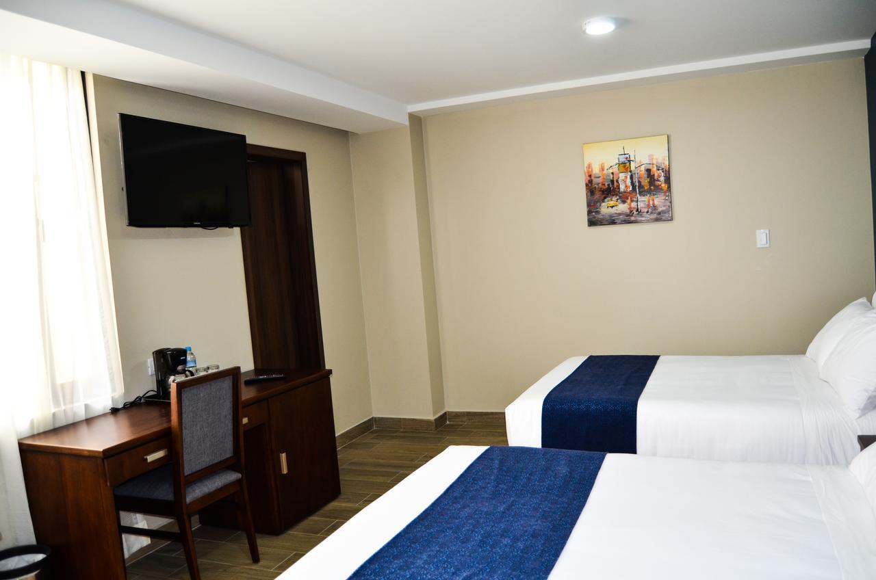 Hotel San Agustin Plaza Латакунга Екстериор снимка